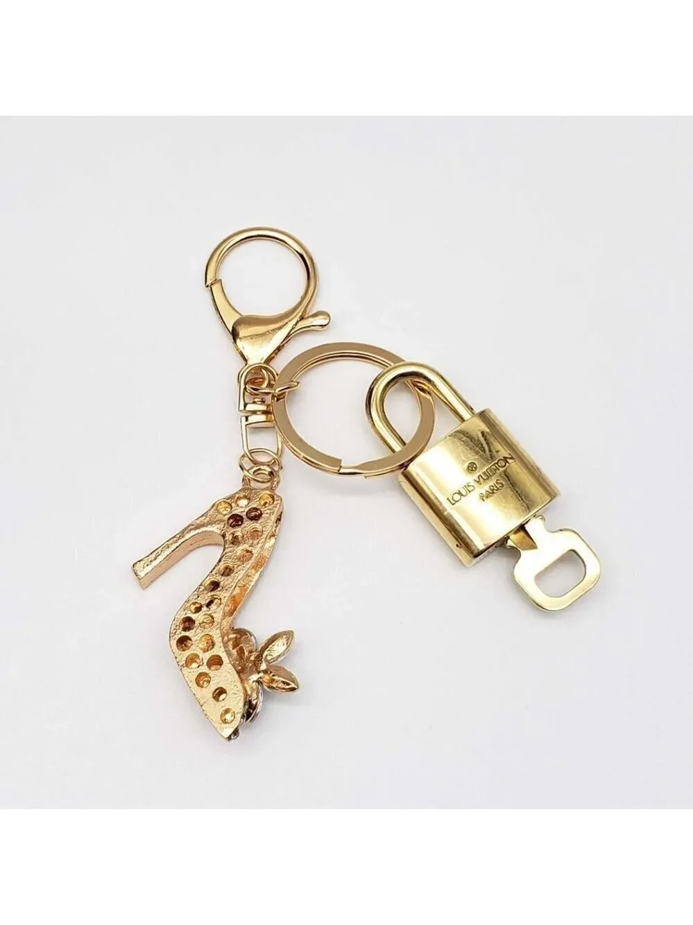 100% Auth Louis Vuitton Lock & Key with unbranded Bagcharm, Keycharm, Keychain